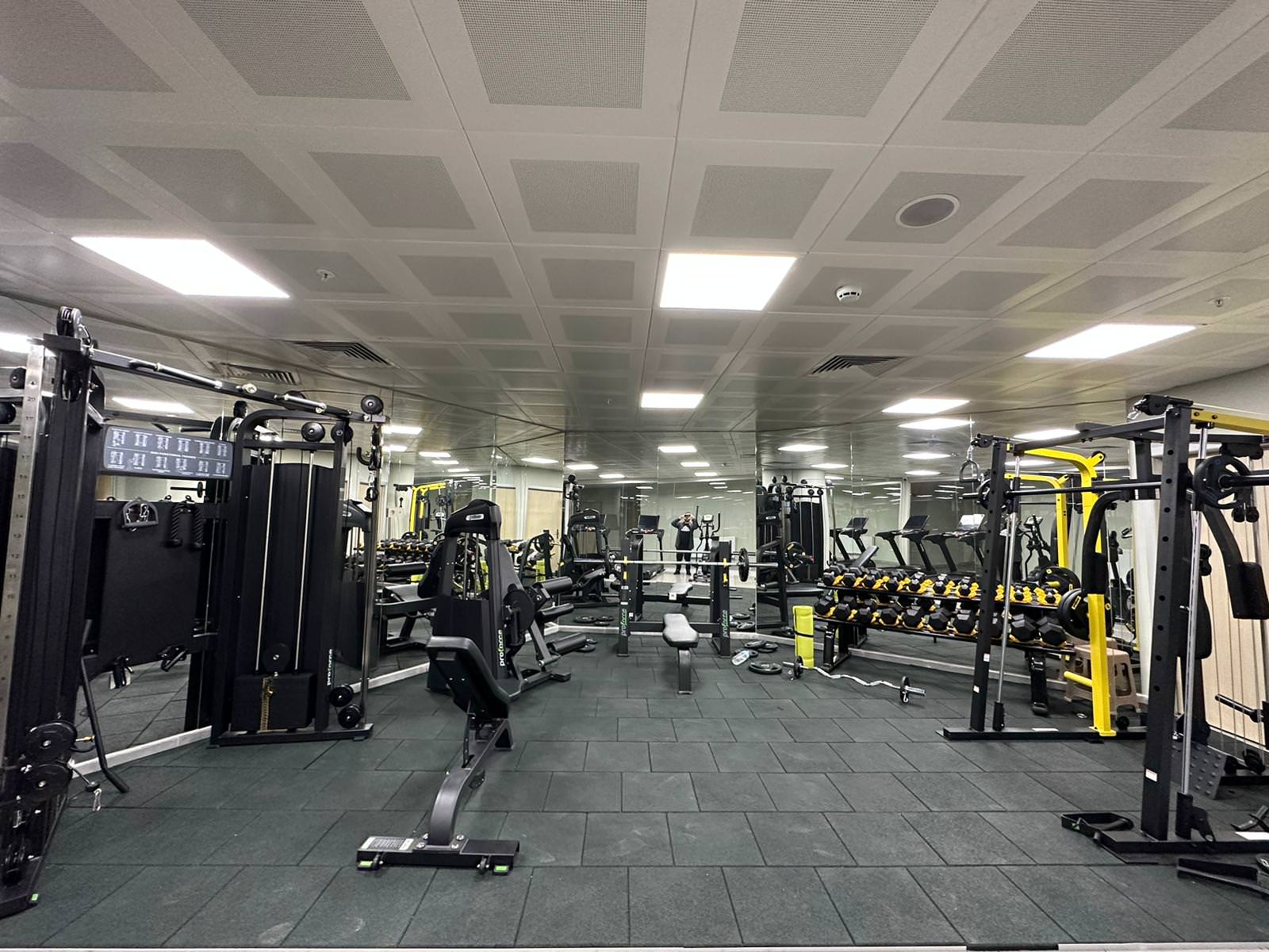 AKADEMİA MASLAK ERKEK ÖĞRENCİ YURDU