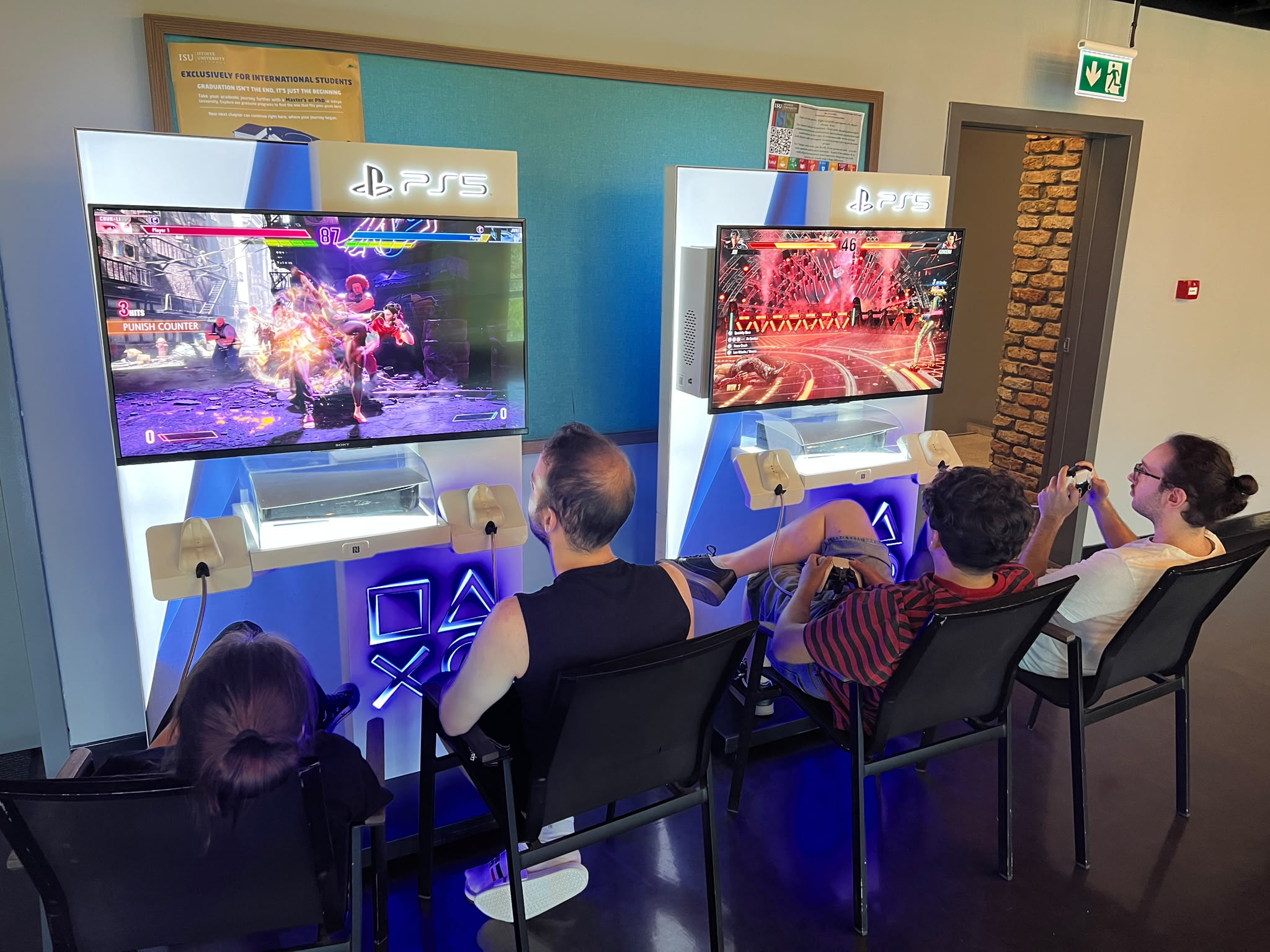 People playing Street Fighter VI and Tekken 8 on Playstation 5