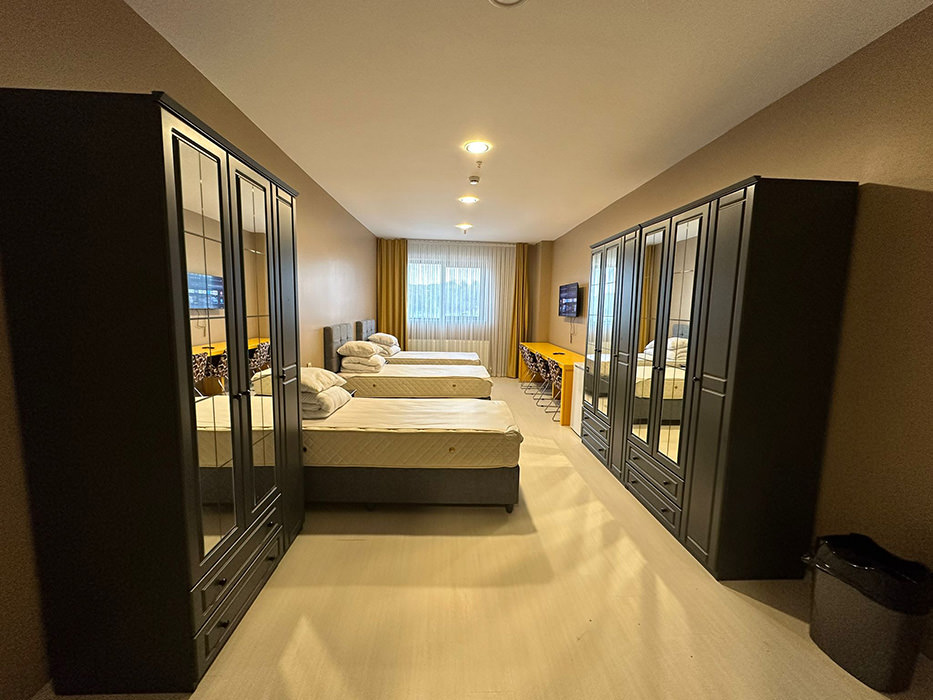 AKADEMİA MASLAK ERKEK ÖĞRENCİ YURDU