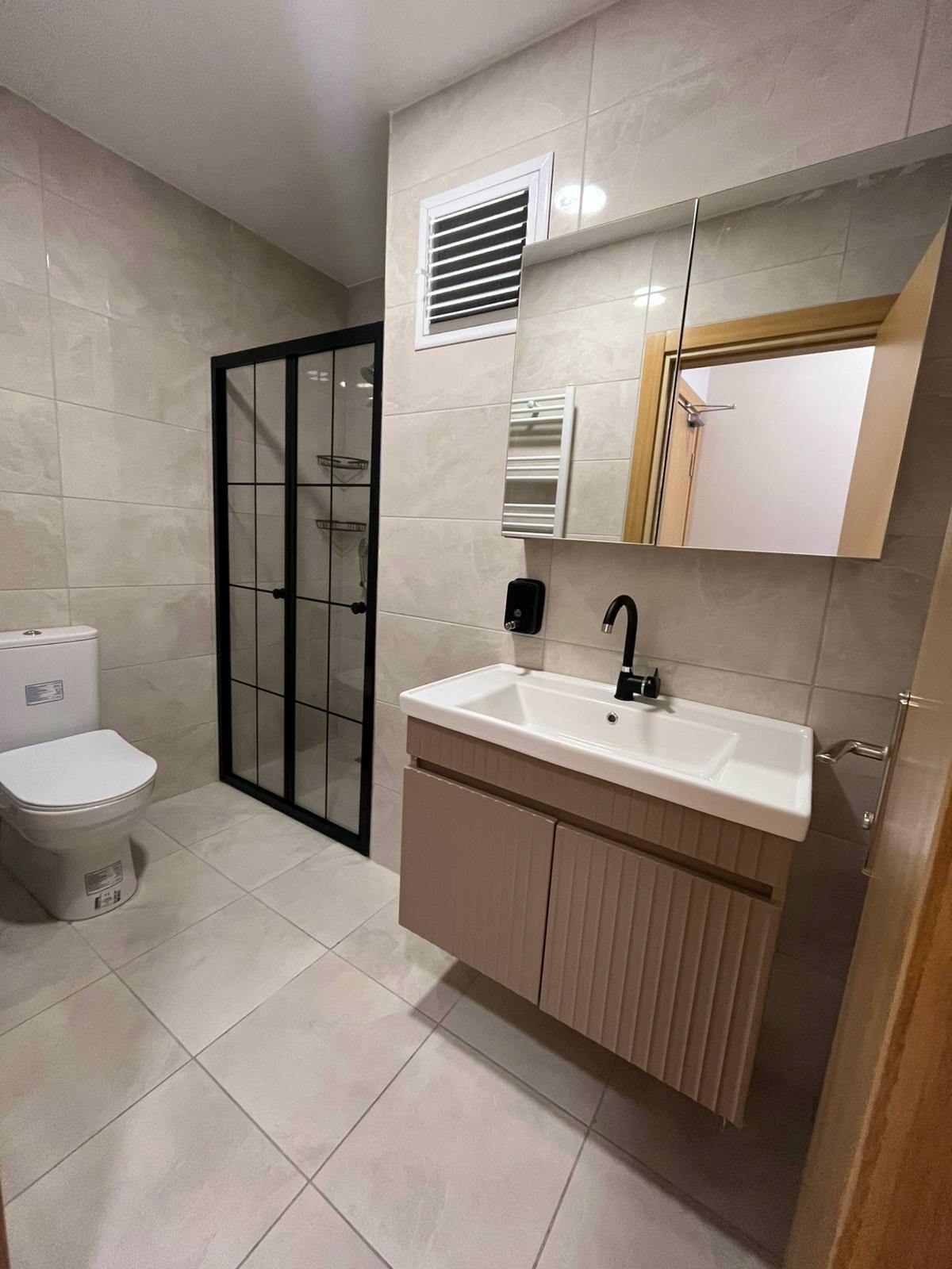 ÖZEL İLKSAN BAHÇELİEVLER KIZ ÖĞRENCİ YURDU