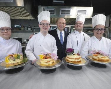 Prof.Dr. Erkan İbiş Down Sendromlu Öğrencilerle