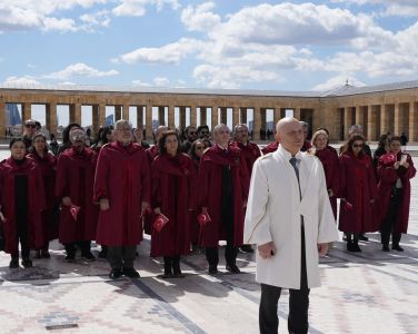 İstinye Üniversitesi, Kuruluşunun 10. Yılında Anıtkabir’i Ziyaret Etti