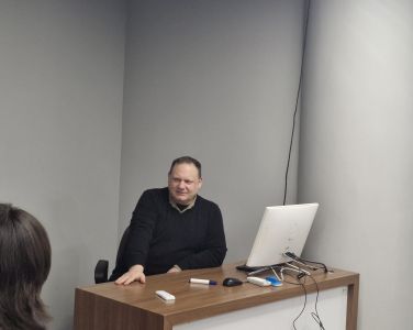 As part of its "The Chat is Fantastic" ("Sohbet Şahane") event series, the Faculty of Humanities and Social Sciences hosted Dr. Ali Suat Ürgüplü at the Vadi Campus for a talk titled "Who Wins the Nobel: the Author, the Editor, or the Translator?"