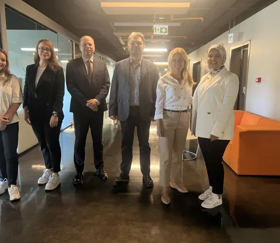 İSÜ Eczacılık Fakültesi