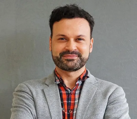 International Scholarship Support