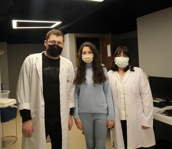 Tıp Fakültesi Öğrencilerimizin TÜBİTAK Başarısı 