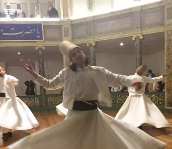 Galata Mevlevihanesi’ nde Şeb-i Arus Törenlerine Katıldık