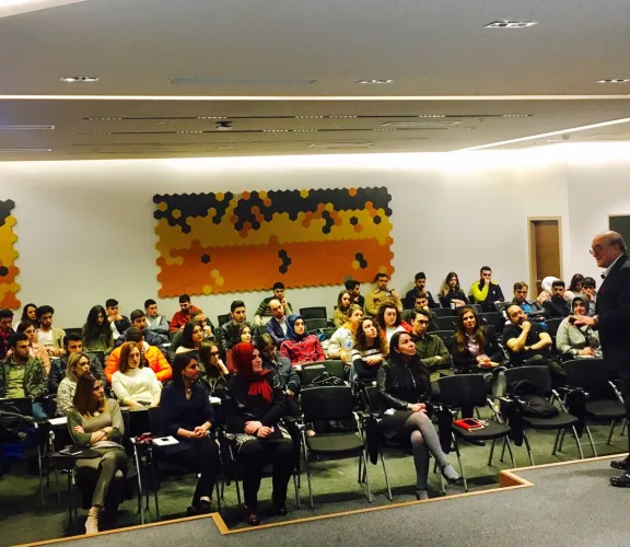 Levent Bağcı’dan Global Pazarlar ve Türkiye Konulu Seminer