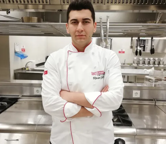 Aşçılık 1.sınıf öğrencileri yurtdışı stajına gidiyor