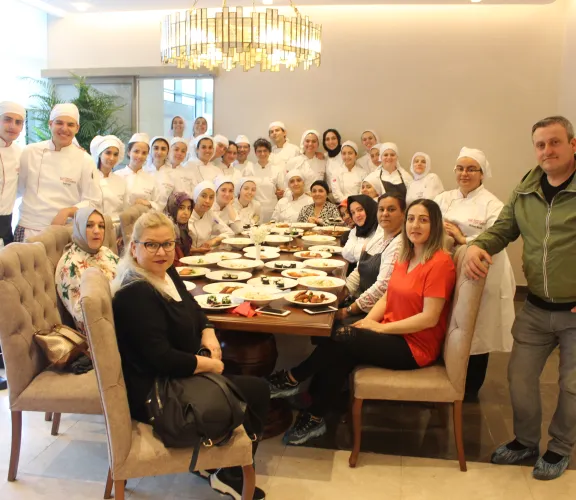 Türkmen Mutfağı'nda velilerimizi ağırladık