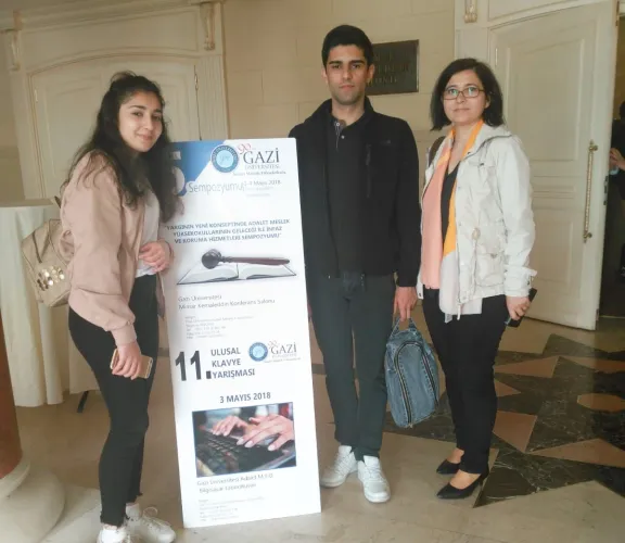 SPSS İstinye Üniversitesi Akademik Çalışmalarda Sayısal Yöntemlerde Kullanılan Yöntemler Micro Yazılım Cenk Ali NEVRUZ Öğr. Gör. Serdar Aytekin ve Öğr. Gör Özlem Nur BESLER Trakya Üniversitesi Prof. Dr. Kıymet ÇALIYURT PROF.DR.FEHMİ YILDIZ ANISINA MUHASEBE, FİNANS VE DENETİMDE GÜNCEL KONULAR 2018