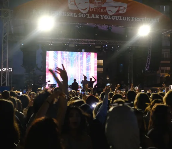 2. Geleneksel 90'lara Yolculuk Festivali