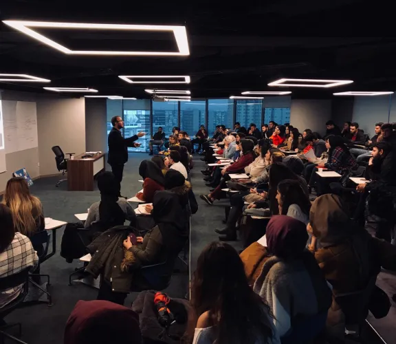 İş Arama Becerileri Eğitimi