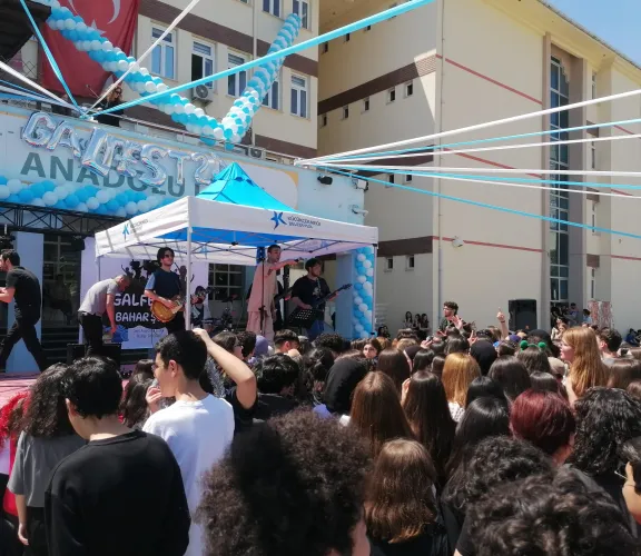 Küçükçekmece Gazi Anadolu Lisesi Mezuniyeti