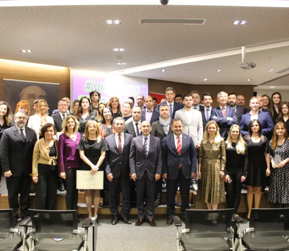 İstinyeli Ödülleri Sektör Kategorisinde Sahiplerini Buldu 