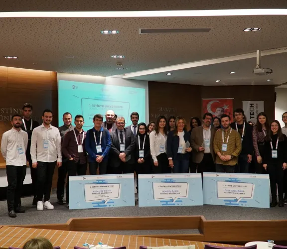 1. İstinye Üniversitesi Ulusal Öğrenci Proje Pazarı