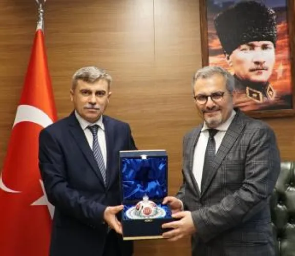 Rektörümüze Nezaket Ziyareti