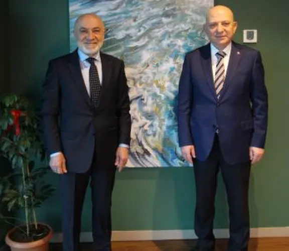 Rektörümüze Nezaket Ziyareti