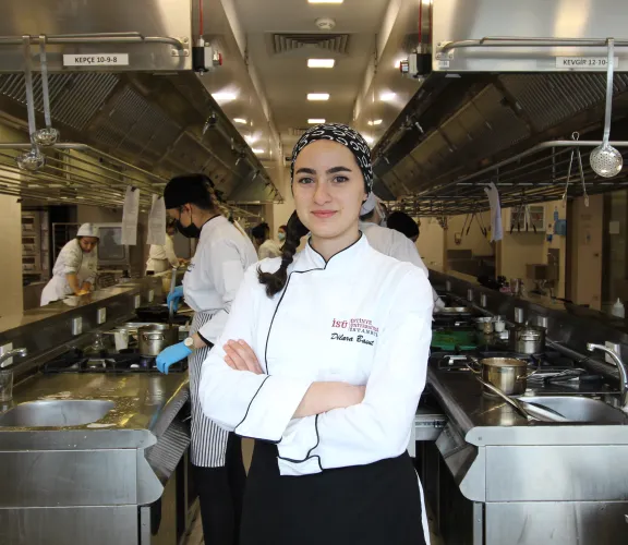 İstinyeliye ABD’den Başarı Bursu