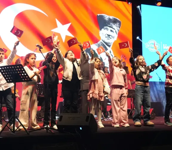 İSÜ