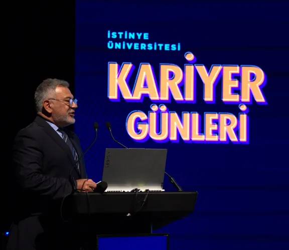 İstinye Üniversitesi Kariyer Günleri: Geleceğe Açılan Kapı
