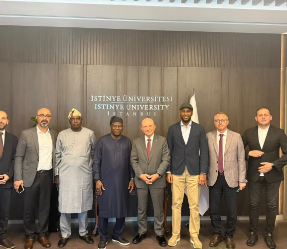 Nijerya Adamawa Eyaleti Valisi Sayın Ahmadu Umaru Fintiri’den İstinye Üniversitesi’ne Ziyaret